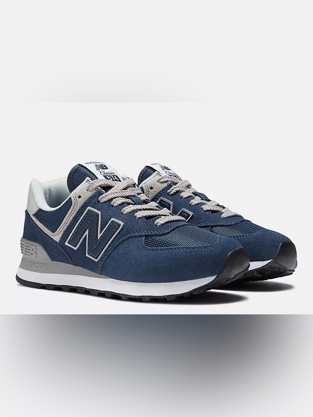 Pristine New Balance Navy & Gray Classic Core 574 Sneakers